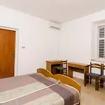 Kiko Guest house 2*
