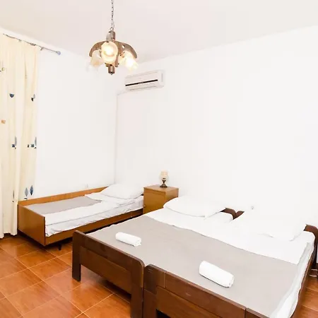 Kiko Guest house 2*