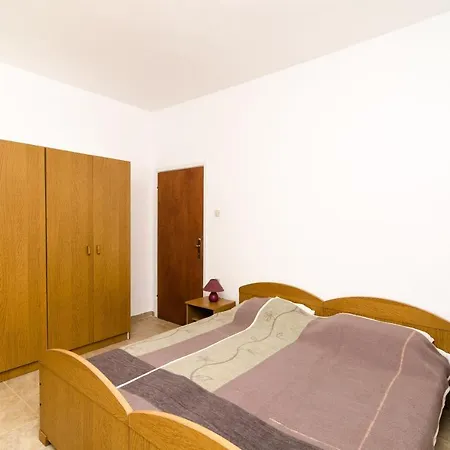 Kiko Guest house Pomena