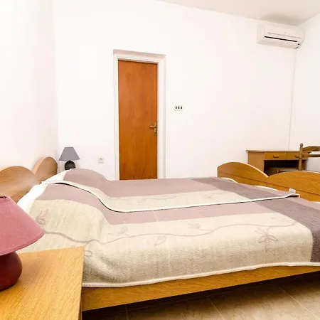 Kiko Guest house Pomena